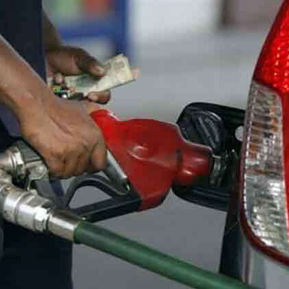 पेट्रोल और डीजल की कीमतें पहुंची 55 महीने के उच्चतम स्तर पर