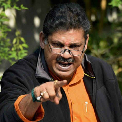 बिहारः अधिकारियों ने खोला कीर्ति आजाद के खिलाफ मोर्चा, ऐसे करेंगे सांसद का विरोध बिहारः अधिकारियों ने खोला कीर्ति आजाद के खिलाफ मोर्चा, ऐसे करेंगे सांसद का विरोध