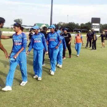 भारतीय महिलाओं ने अफ्रीका से मैच हारा, लेकिन सीरीज 2-1 से जीती