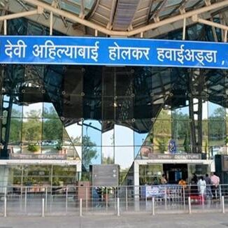 इंदौर बन सकता है देश का पहला प्लास्टिक फ्री एयरपोर्ट इंदौर बन सकता है देश का पहला प्लास्टिक फ्री एयरपोर्ट