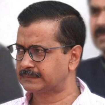 दिल्ली पुलिस की बर्बरता निंदनीय: केजरीवाल