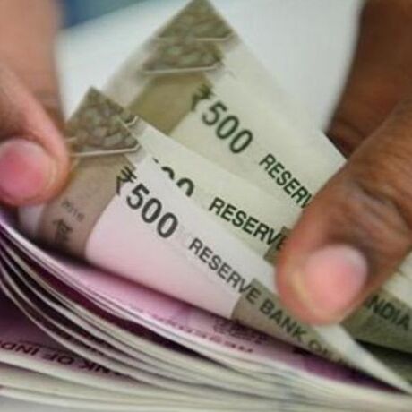 यूपी के 15 लाख कर्मचारियों को नए साल का सरकार ने दिया तोहफा, DA में बंपर बढ़ोतरी