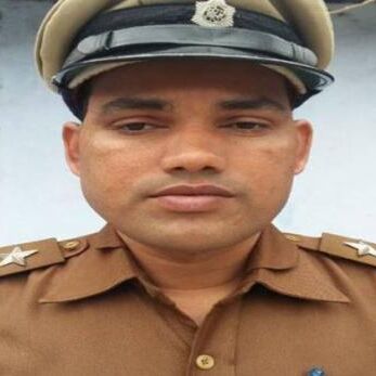 गोलियों की तड़तड़ाहट से गूंजा बिहार का खगड़िया, अपराधियों से मुठभेड़ में दारोगा शहीद गोलियों की तड़तड़ाहट से गूंजा बिहार का खगड़िया, अपराधियों से मुठभेड़ में दारोगा शहीद