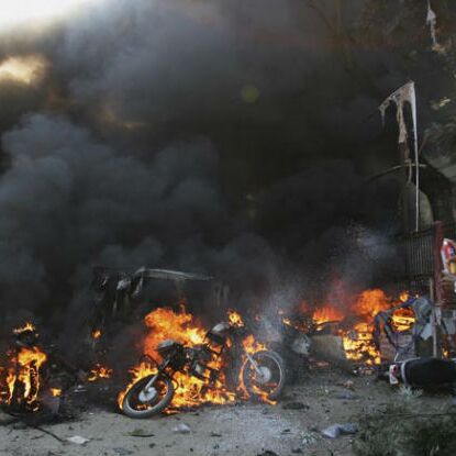 पाकिस्तान में विस्फोट, 25 लोगों की मौत, 35 घायल