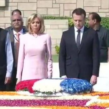 LIVE: फ्रांसीसी राष्ट्रपति मैक्रों राजघाट पहुंचे, बापू को याद किया