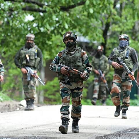 सुरक्षाबलों के ऑपरेशन से बौखलाए नक्सली, बड़ा हमला करने की तैयारी में हिडमा