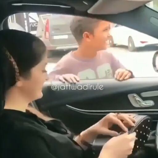 Viral Video: परियां तो सोहनी पर क्यूट बच्चे ने ऐसे किया डांस, अमृत मान भी हो गए फैन Viral Video: परियां तो सोहनी पर क्यूट बच्चे ने ऐसे किया डांस, अमृत मान भी हो गए फैन