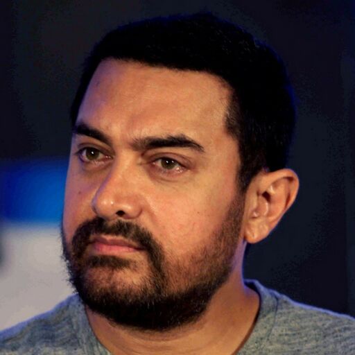 दंगे के दौरान आमिर खान ने महात्‍मा गांधी के स्‍टैच्‍यू के नीचे गुजारी थी रात, वाकई यादगार थी