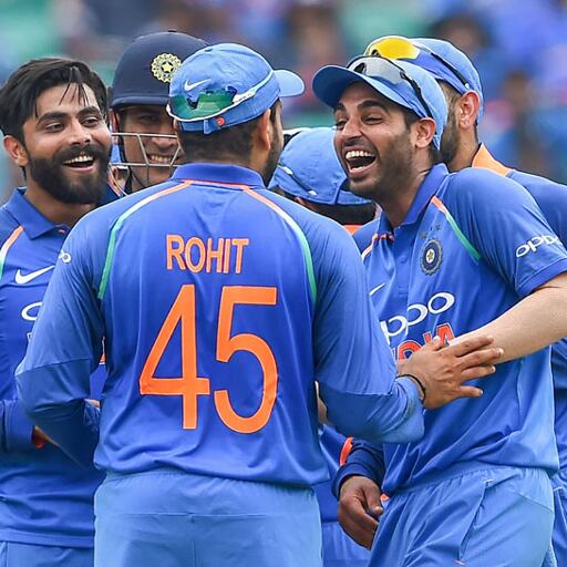 कुलदीप-चहल को मिला धोनी का साथ, जडेजा-कार्तिक-खलील रह गए अकेले