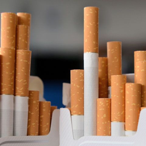 US में नकली सिगरेट की तस्करी में 2 भारतीय दोषी, मिली 5 साल की सजा