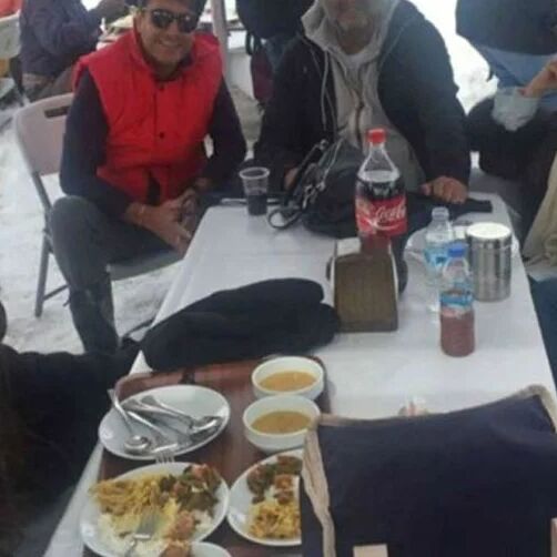 मॉम की मौत पर पाकिस्तान भी सदमे में, कहा- इंडिया में मेरी मां थी श्रीदेवी