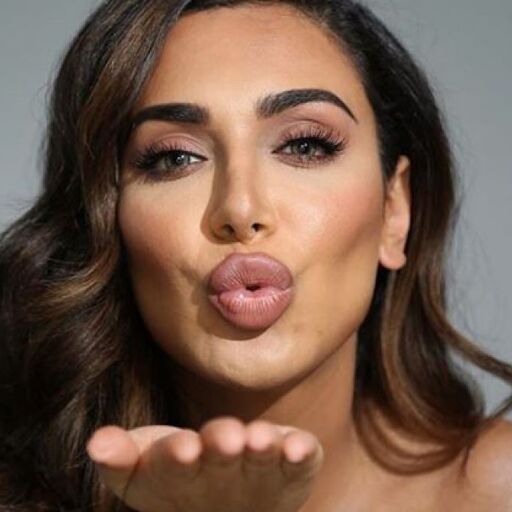 पाउट लिप्स के लिए फॉलो करें ये टिप्स, बनेंगे सुंदर पाउट लिप्स के लिए फॉलो करें ये टिप्स, बनेंगे सुंदर