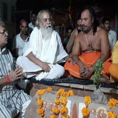 यूपी: आमरण अनशन कर रहे महंत परमहंस दास की हालत बिगड़ी, पीजीआई में भर्ती यूपी: आमरण अनशन कर रहे महंत परमहंस दास की हालत बिगड़ी, पीजीआई में भर्ती