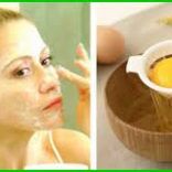 अंडे का फेस पैक, चेहरे को चमकदार बनाने के लिए अपनाएं...