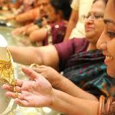 इन 5 तरीकों से करें खरे सोने की पहचान, ज्वेलर्स के झांसे में आने से बचें