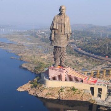 पीएम मोदी ने दुनिया की सबसे ऊंची प्रतिमा स्टैच्यू ऑफ यूनिटी का किया अनावरण