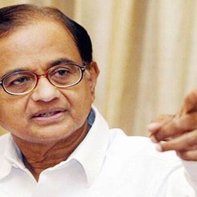 दंगा भड़काए जाने की साजिश वाले बयान पर चिदंबरम ने रक्षामंत्री सीतारमण पर कसा तंज