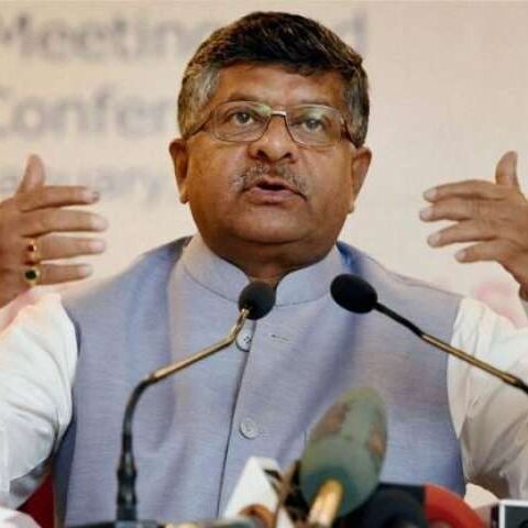 थके-हारे लोग मोदी का कारवां नहीं रोक सकते- रविशंकर प्रसाद