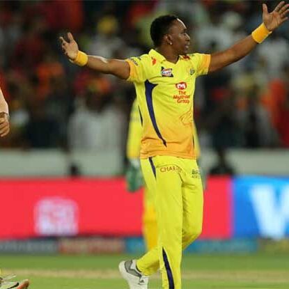 VIDEO: फाइनल ओवर में ब्रावो ने लगाई राशिद पर लगाम, भयंकर रोमांच के बीच हैदराबाद का हुआ काम तमाम