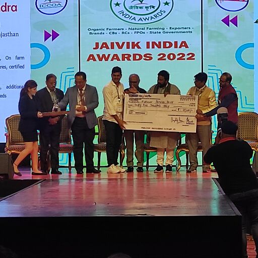 उत्कृष्ट प्रदर्शन के लिए किसानों व संस्थाओं को जैविक इंडिया अवार्ड्स से किया गया सम्मानित