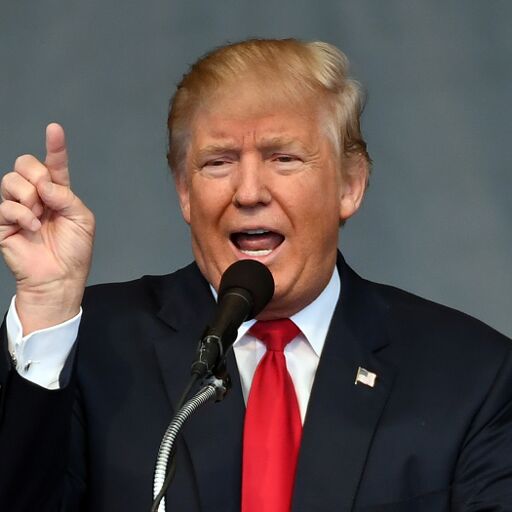 सीरिया पर हमले के बाद ट्रंप ने किया ट्वीट, कही ये बड़ी बात