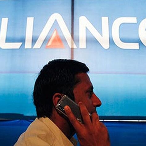 Jio की साइट हुई अपडेट, अब करा सकते हैं 199 रु. का रिचार्ज, मिलेगा 33GB डाटा