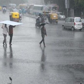 उत्तर प्रदेश में भी मौसम में ली करवट