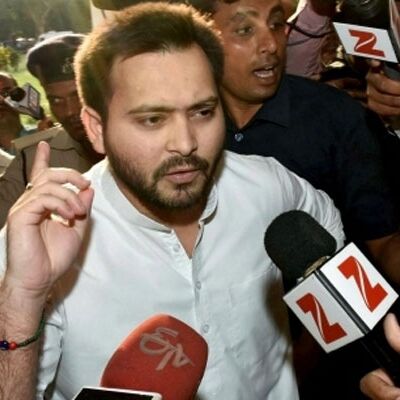 राघोपुर के पीड़ित दलित परिवार से तेजस्वी के न मिलने पर गरमाई सियासत