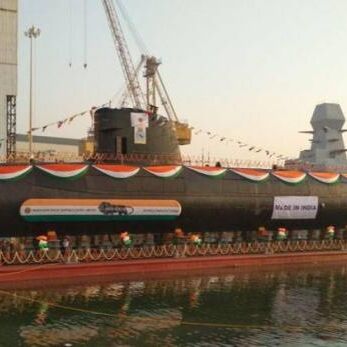 चीन-पाकिस्तान के रडार में न आने वाली करंज नौसेना में शामिल, जानिए बड़ी बातें