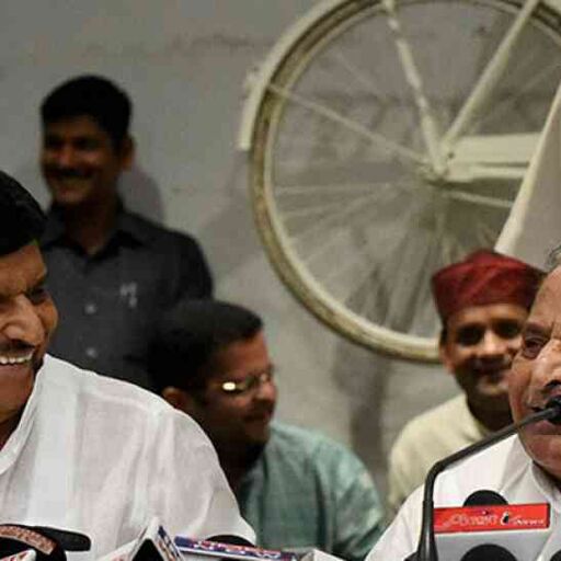 मुलायम चाहते शिवपाल की वापसी: सपा