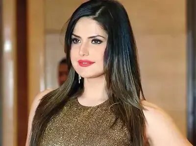 इस एक्ट्रेस ने जमकर दिए बोल्ड सीन फ्लॉप करियर को संवारने के लिए, लेकिन नहीं हो पाई हिट...