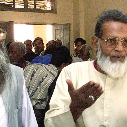 अयोध्या में हलचल पर क्या सोचते हैं मुसलमान