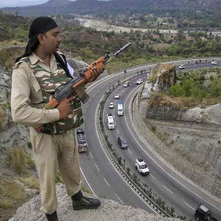 सुरक्षा को लेकर कोई चूक नहीं मोदी सरकार: अमरनाथ यात्रा