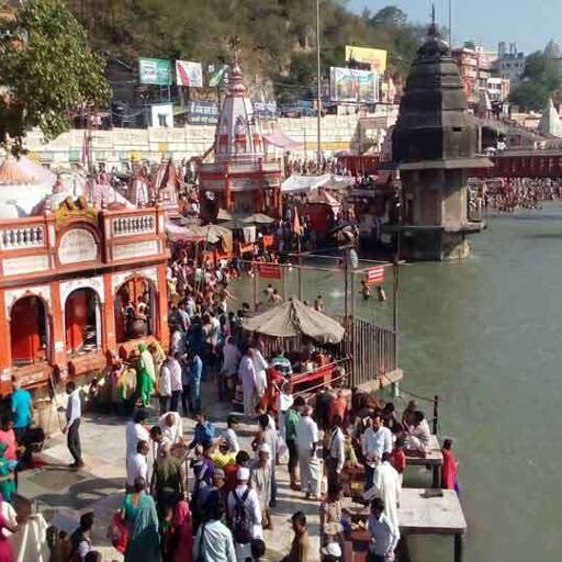 गंगा सप्तमी पर श्रद्धालुओं ने हरिद्वार की हरकी पैड़ी में लगाई आस्था की डुबकी गंगा सप्तमी पर श्रद्धालुओं ने हरिद्वार की हरकी पैड़ी में लगाई आस्था की डुबकी