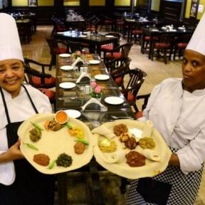 यहां एक डिनर के लिए लोगों को देने पड़े करोड़ों रूपए... यहां एक डिनर के लिए लोगों को देने पड़े करोड़ों रूपए...