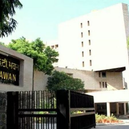 यहां से हर माह कमाए 50 हजार रु, नौकरी की है अपार संभावना