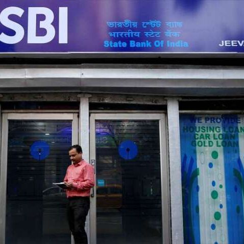 SBI ग्राहकों के लिए बड़ीखबर, आज बंद हो जाएंगी बैंक की ये सर्विसेज
