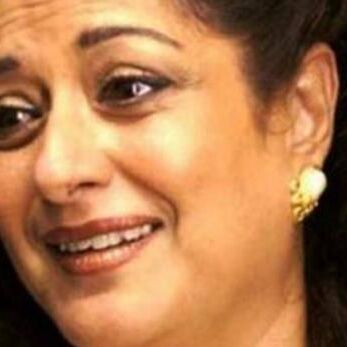 बीमार बेटी की देखभाल करना चाहती हैं मौसमी चटर्जी, बॉम्बे HC से मांगी इजाजत?