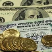 डॉलर के मुकाबले शुरुआती कारोबार में 20 पैसे मजबूत हुआ रुपया