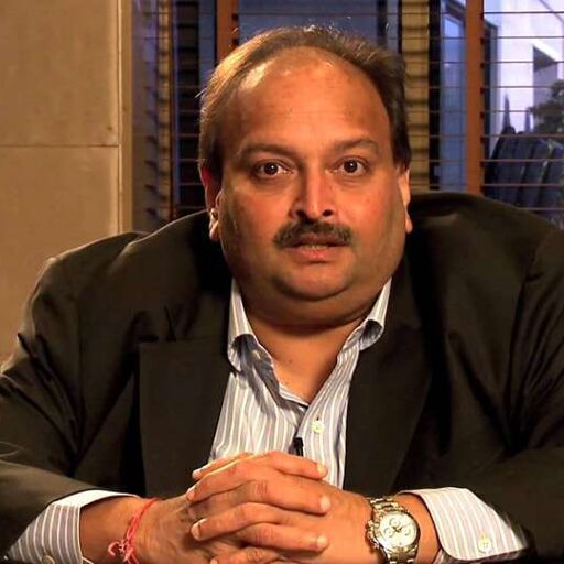 पंजाब नेशनल बैंक घोटाले के आरोपी मेहुल चोकसी पर कसा शिकंजा, जारी किया गैर-जमानती वारंट