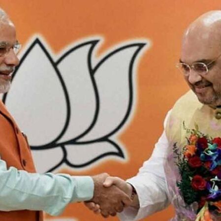 अब नमो एप के जरिये चंदा मांग रही रही है बीजेपी, अमित शाह और सुषमा स्वराज ने इतनी रकम की दान