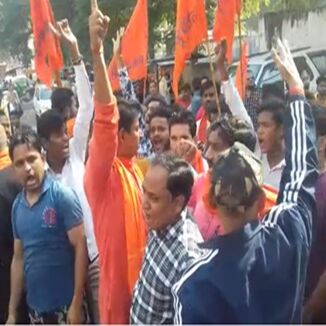 हिंदू सेना ने किया कन्हैया कुमार का विरोध, 50 कार्यकर्ता गिरफ्तार हिंदू सेना ने किया कन्हैया कुमार का विरोध, 50 कार्यकर्ता गिरफ्तार