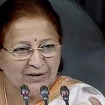 नावी टिकटों पर रस्साकशी के बीच केंद्रीय मंत्री ने कहा, सुमित्रा महाजन नाराज नहीं