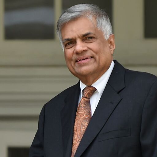 विक्रमसिंघे ने संसद में किया बहुमत साबित, सिरीसेना को झटका