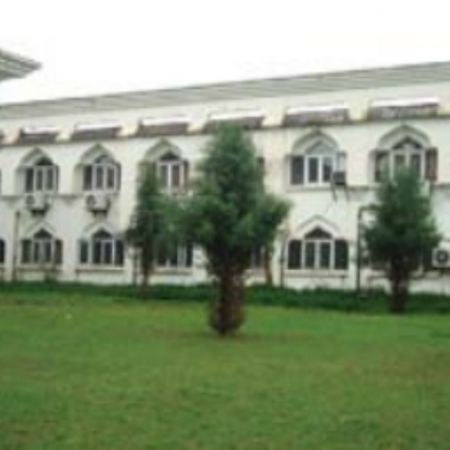 इस यूनिवर्सिटी में आज ही कर दें अप्लाई