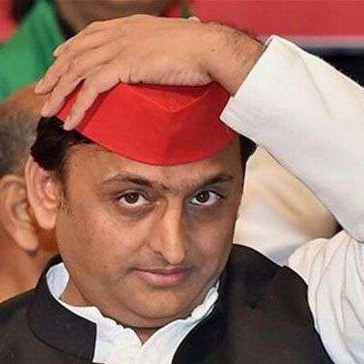 अखिलेश यादव की मुश्किलें बढ़ीं, बंगले में तोड़फोड़ की जांच के लिए पांच सदस्यीय कमेटी का गठन