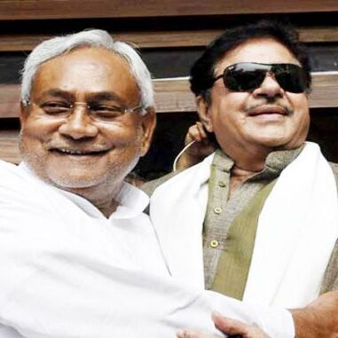 शत्रुघ्न सिन्हा ने भी किया नीतीश का समर्थन, कहा- बिहार विशेष राज्य का दर्जा डिजर्व करता है