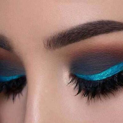 ब्लू आईशैडो की मदद से बनाए अपने चहरे को आकर्षक ब्लू आईशैडो की मदद से बनाए अपने चहरे को आकर्षक