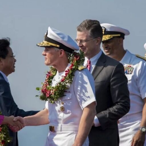 43 साल बाद वियतनाम में अमेरिका ने उतारा युद्धपोत, चीन को दिया कड़ा संदेश