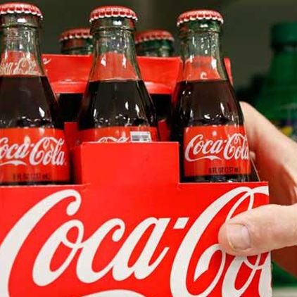 125 साल के इतिहास में कोका कोला पहली बार लेकर आ रही है अल्कोहॉलिक ड्रिंक